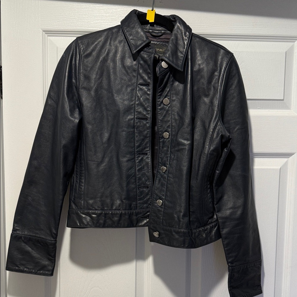 NEW! Banana Republic Classic Blue/Black Genuine Leather Jacket